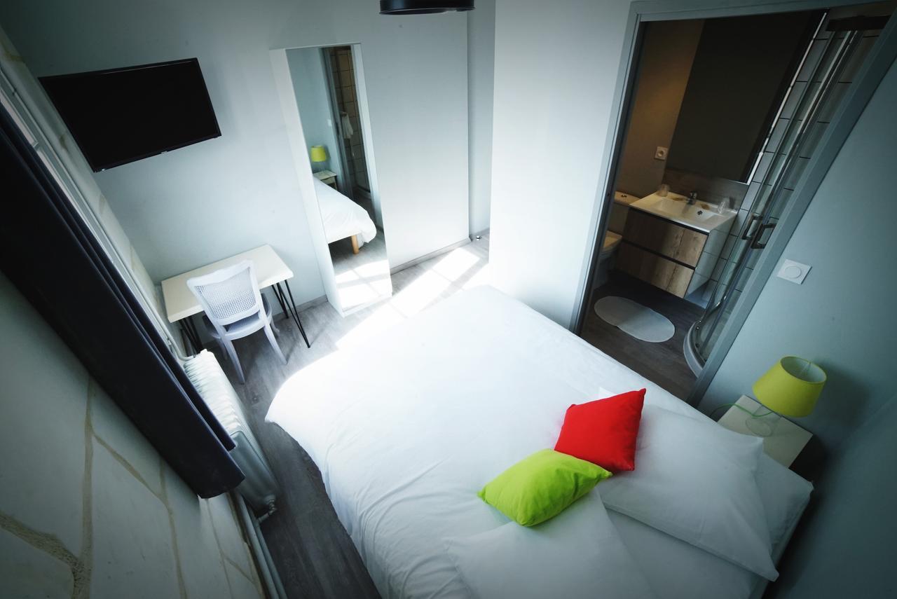 Hotel De La Gare Château-du-Loir Екстериор снимка